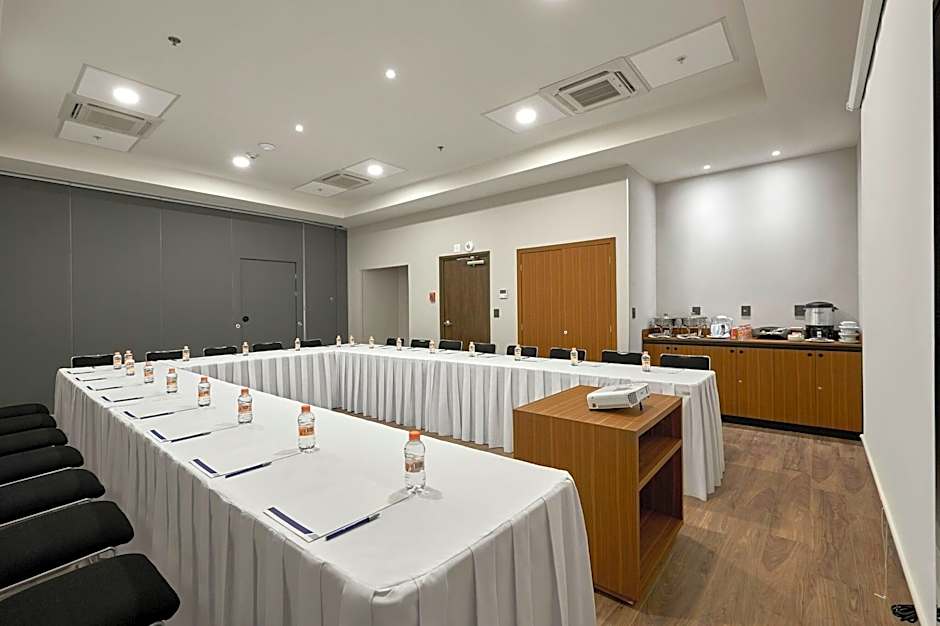 City Suites Silao Aeropuerto