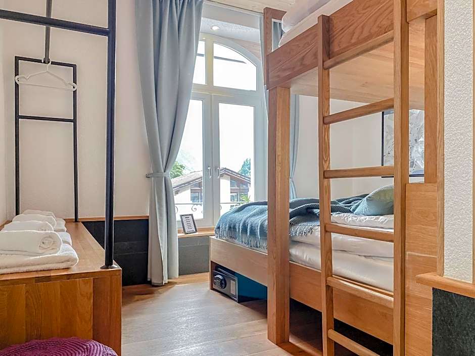 GRAND your home with common kitchens with self check-in