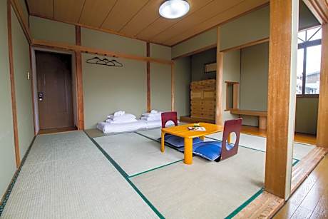 Japanese-Style Twin Room