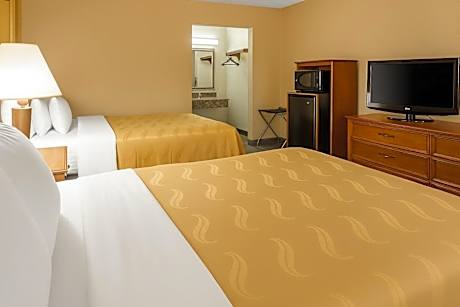 Double Room with Two Double Beds - Non-Smoking