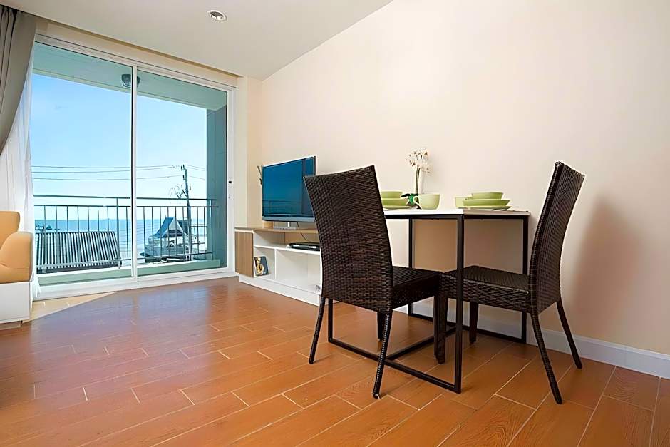 Bbg Seaside Luxurious Service Apartment