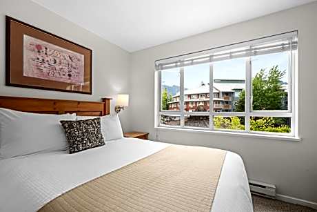 Bear Lodge Two Bedroom by MVA