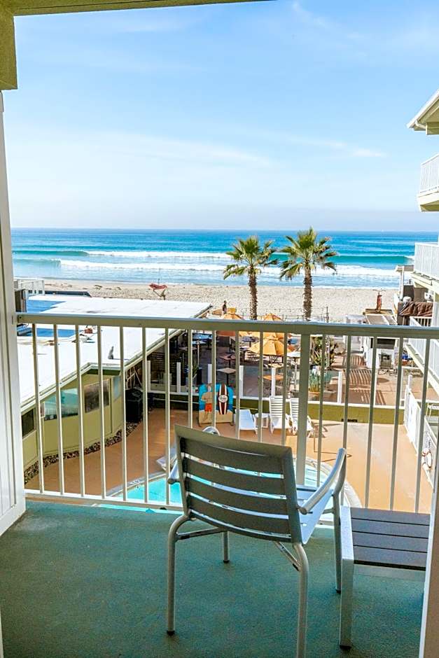 Surfer Beach Hotel
