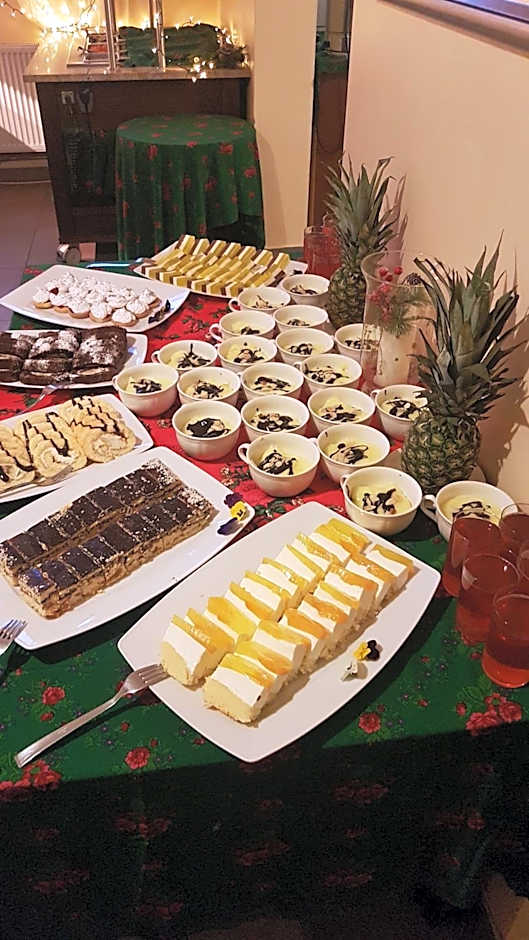 Willa Stożek, 50 m od term i wyciągów narciarskich