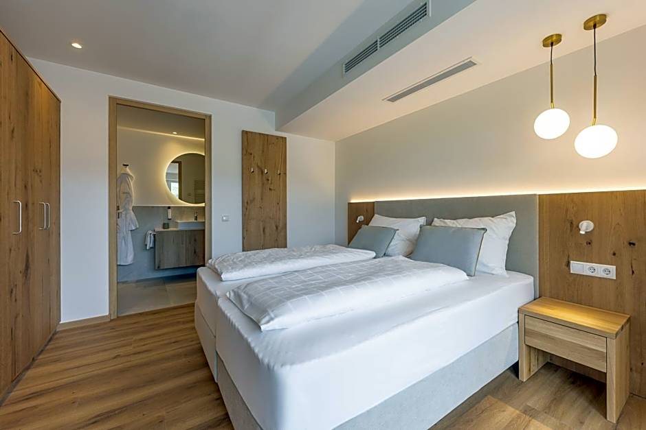 Laurena Aparthotel near Brixen