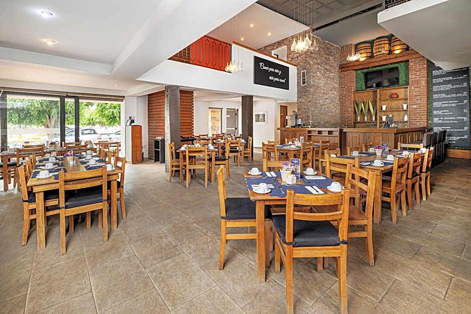 Hotel Suites México Plaza León Campestre