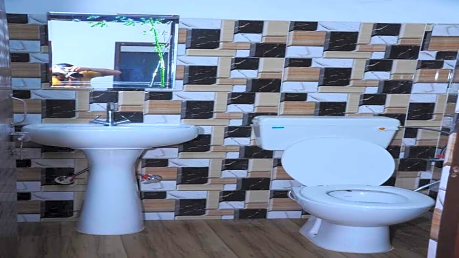 Hotel Lords Paradise