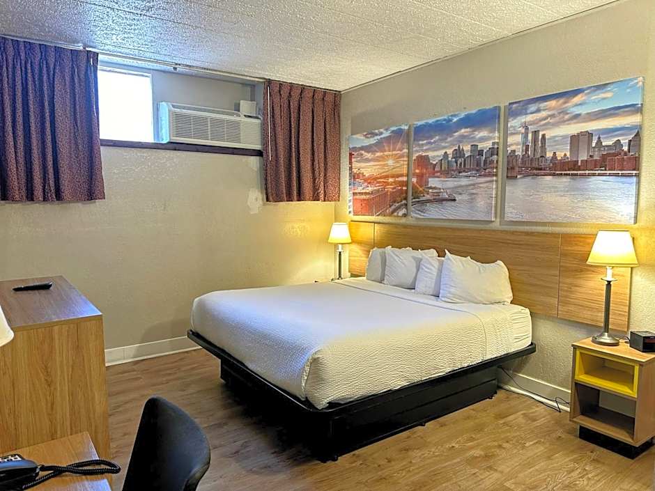 Days Inn by Wyndham Pittsburgh