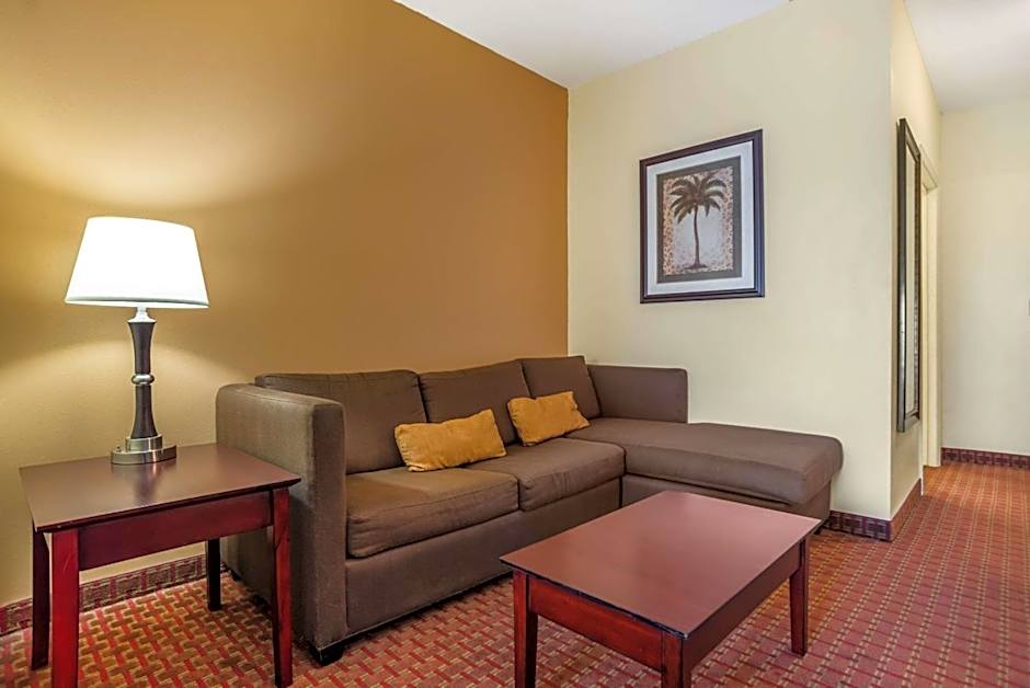 Comfort Inn & Suites Crestview