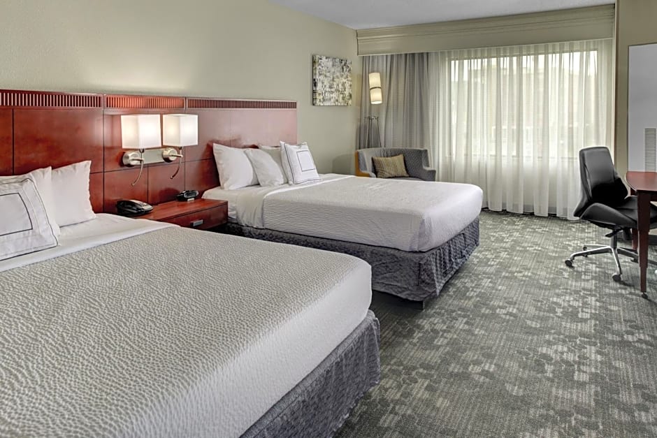 Courtyard by Marriott Anniston Oxford