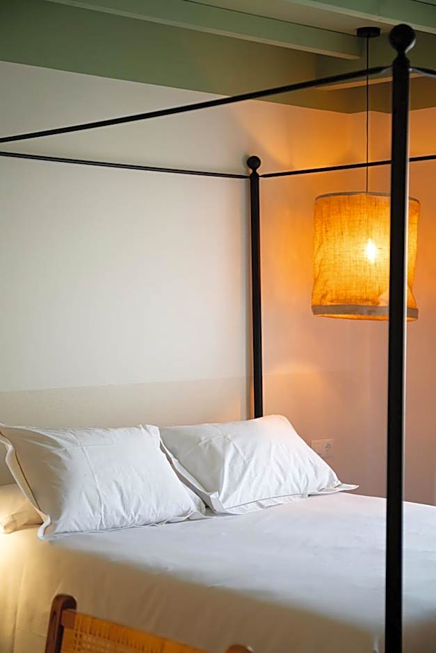 Rooms by JovA