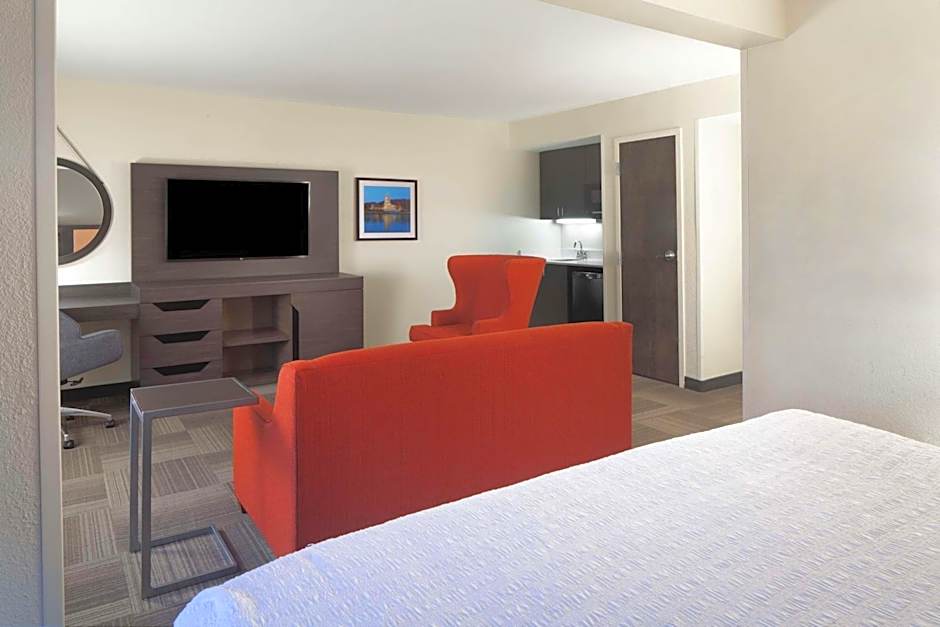 Hampton Inn By Hilton Charleston-Southridge