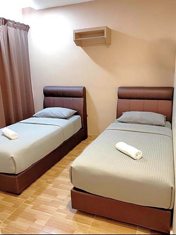 Hotel Vogue Rompin