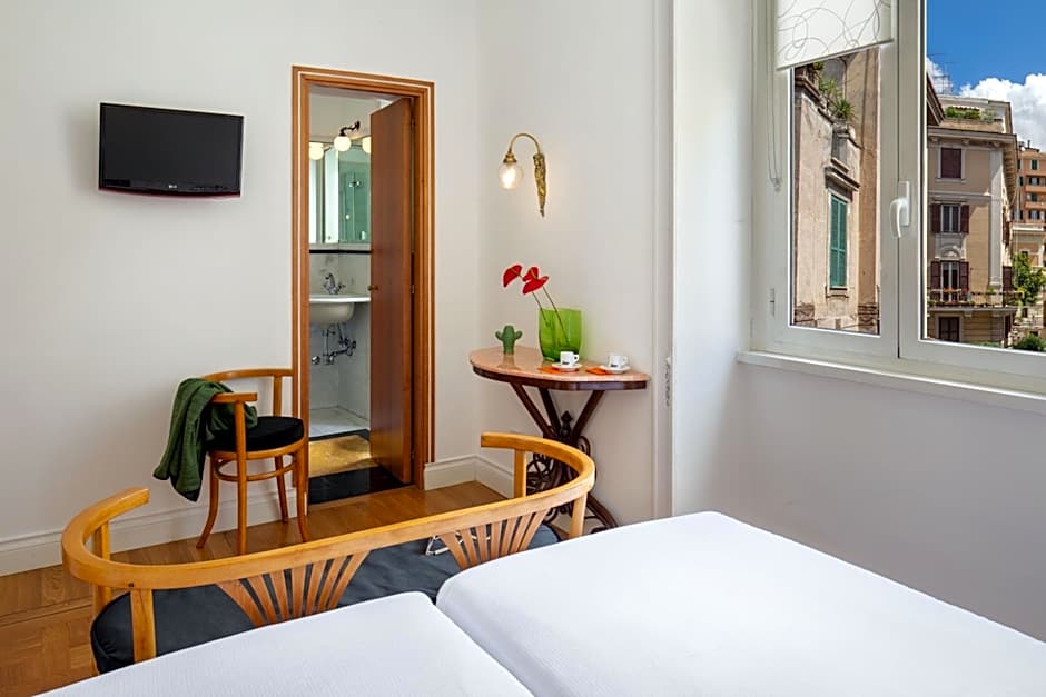 Hotel Emona Aquaeductus