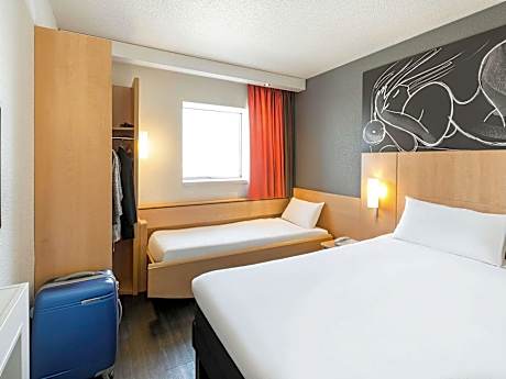 Standard Room with 1 double bed