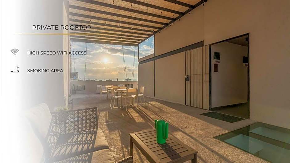 P502 Rooftop views 33drm 2bath AC