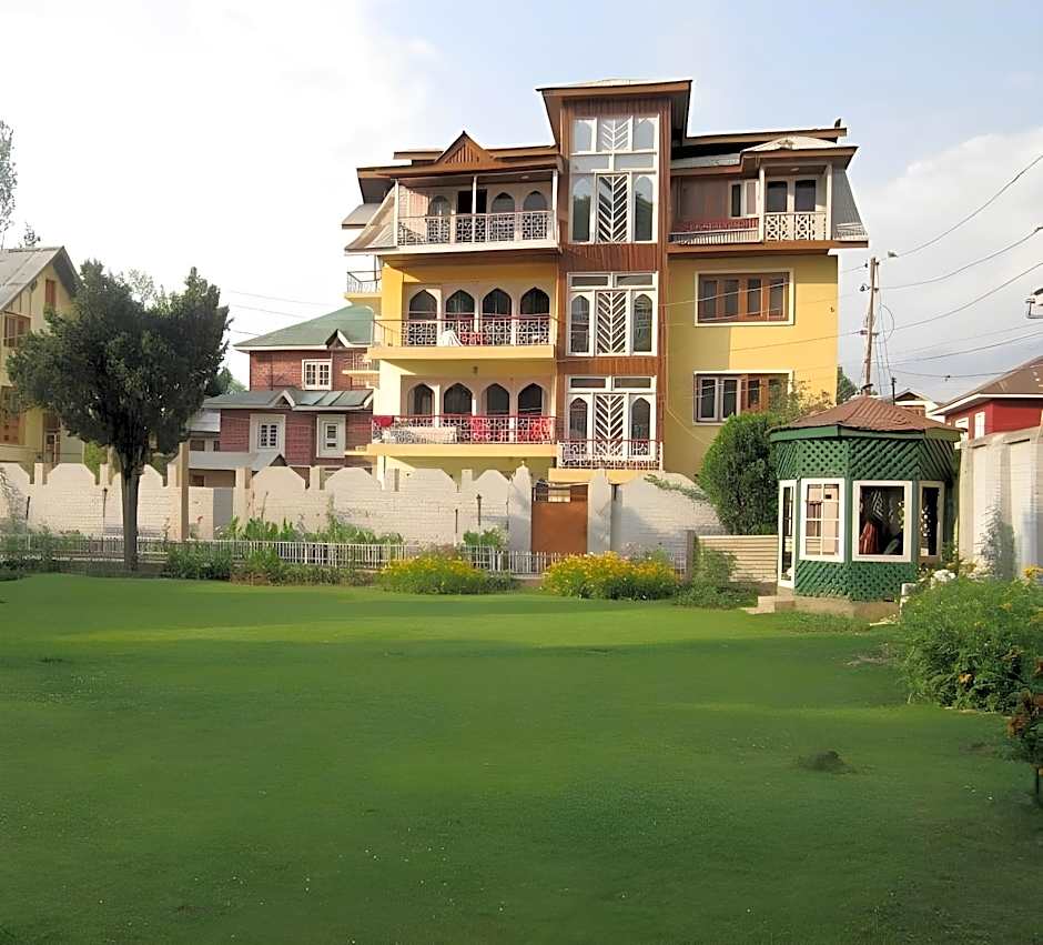 Hotel the Embassy – Srinagar, PA