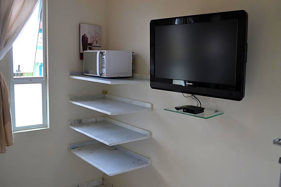 Casas em Condomínio próximo da praia com 2 dormitórios, churrasqueira e 3 vagas de garagem