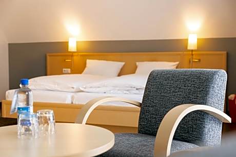 Classic Double Room with Balcony