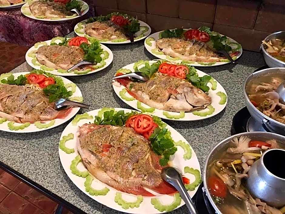 Good View Nan Restaurant & hotel