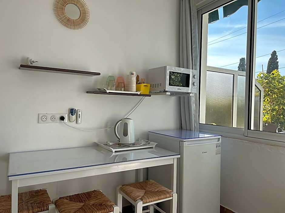 Hôtel Punta e Mare des Chambres ou des Appartements T2