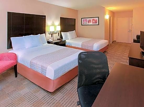 La Quinta by Wyndham Fairfield NJ
