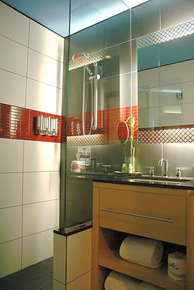 Tryp by Wyndham Times Square South