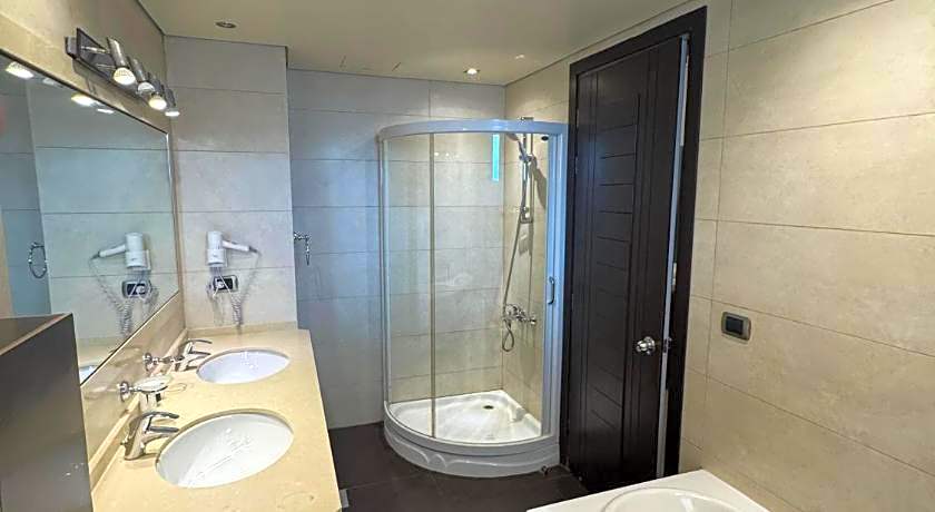 Ny Suites