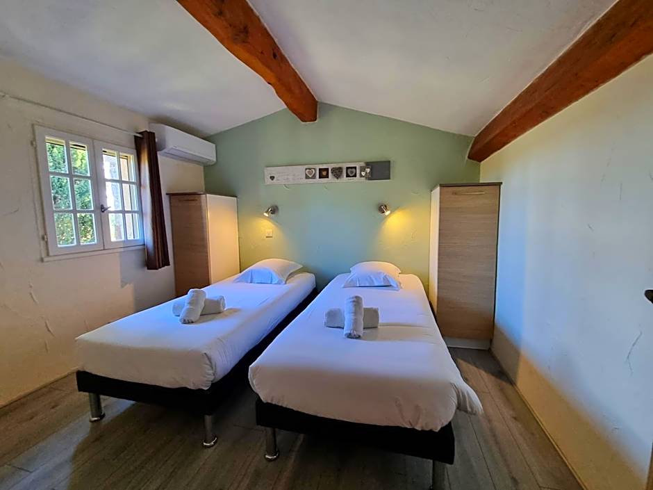 Les Garrigues de la Vallée des Baux