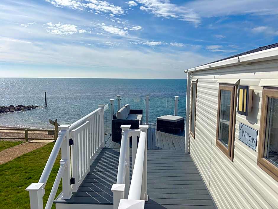 Europa Willow Pitch 29 Creek Caravan Park dog friendly