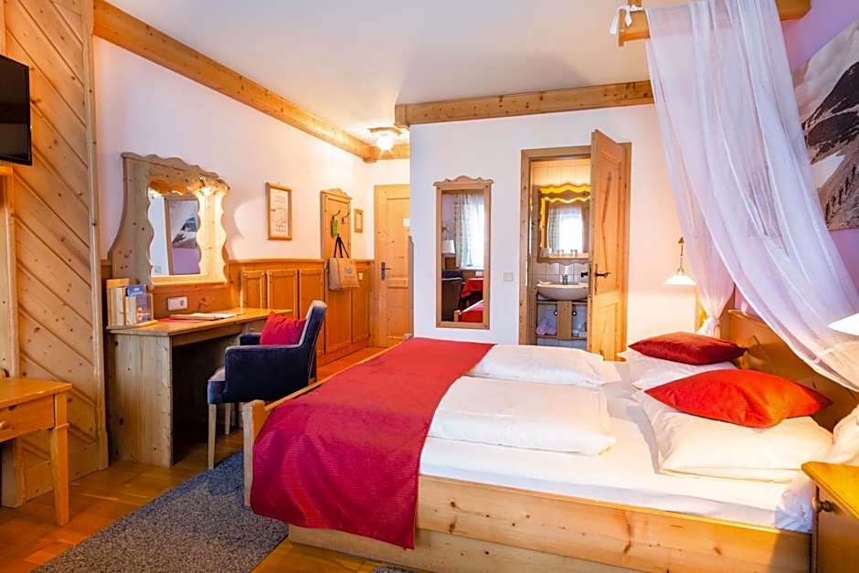 Scharfegger's Raxalpenhof - Zuhause am Land