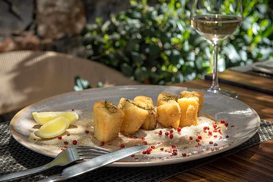 Riviera Boutique Hotel