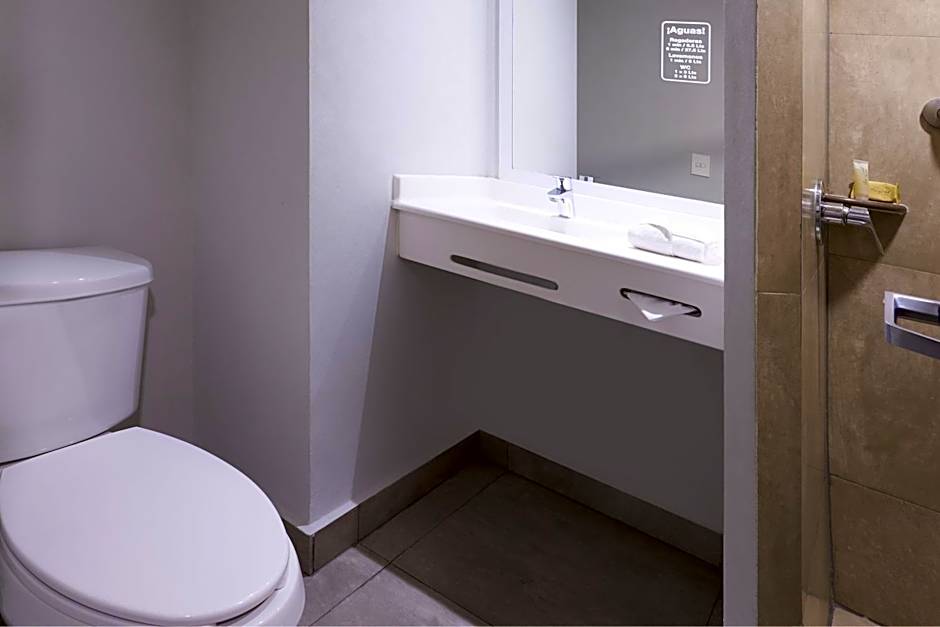 City Express Junior by Marriott Ciudad Juarez Consulado