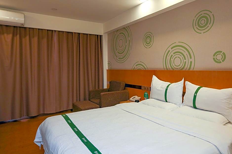 GreenTree Inn Jinzhong Pingyao City South Railway Station Express Hotel