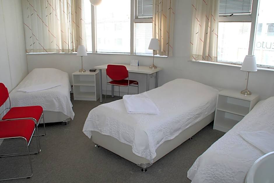 101 Guesthouse Hotel
