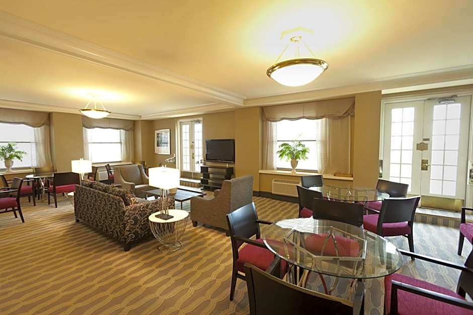 Hilton Cincinnati Netherland Plaza