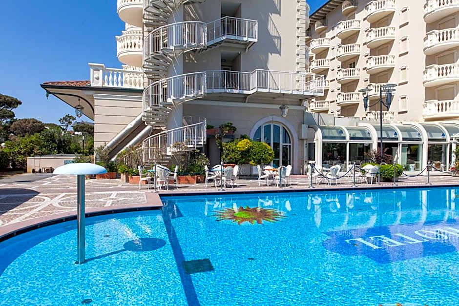 Palace Hotel