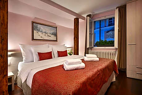 Boutique Residence by Little King