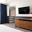 Cambria Hotel Boston Somerville