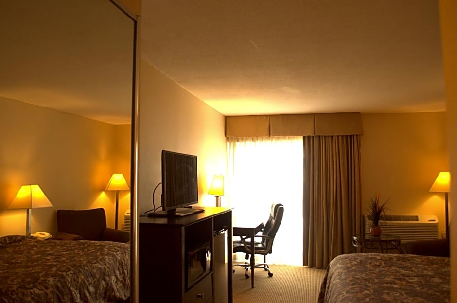 Rodeway Inn & Suites East Windsor