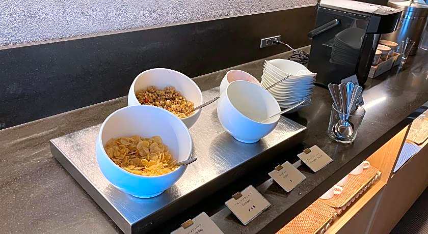 The General Kyoto Shijou Shinmachi