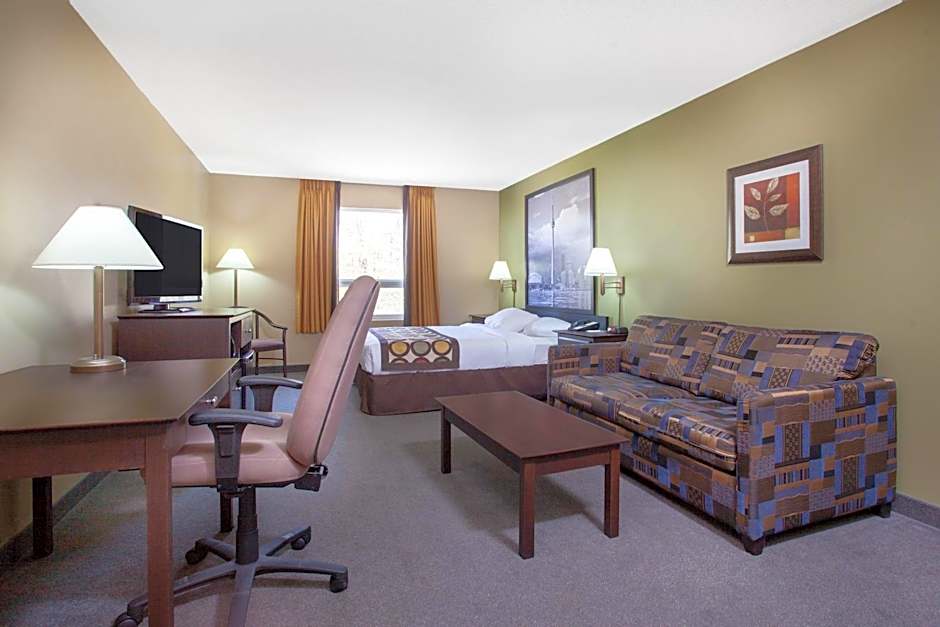 Super 8 by Wyndham Midland