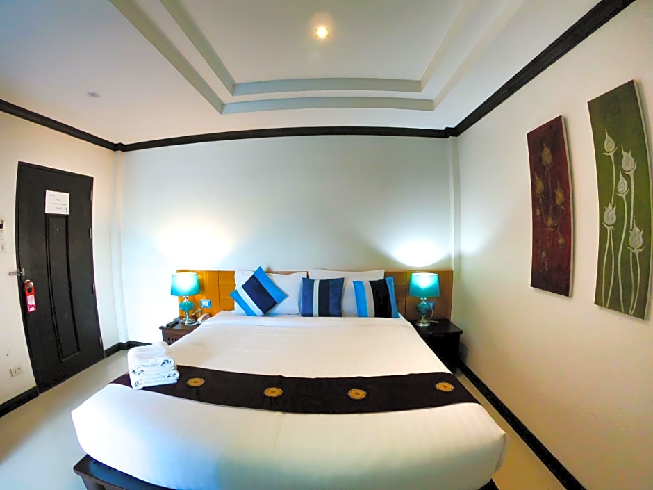 Queen Boutique Hotel