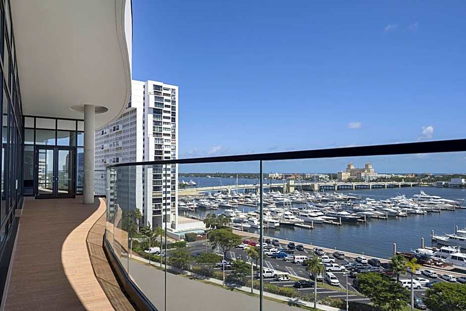 The Ben, Autograph Collection