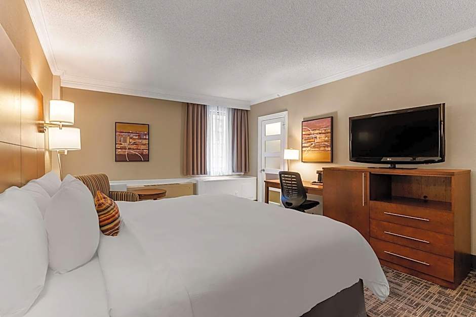 Best Western Ville-Marie Hotel & Suites