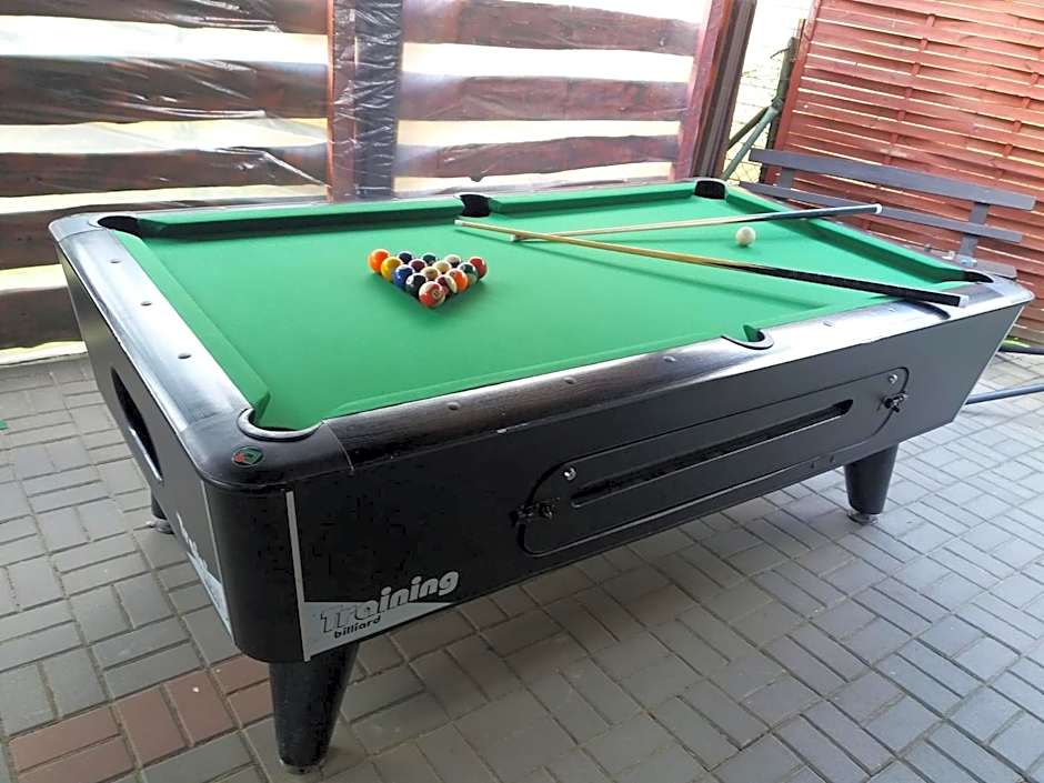 Domki i pokoje ,,Pod Palmami" w centrum