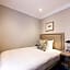 Byron Hotel