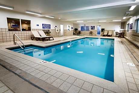 Crystal Inn Hotel & Suites - Great Falls