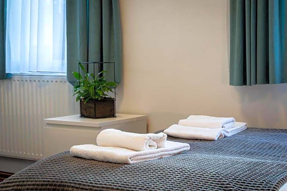 Akira Bed & Breakfast