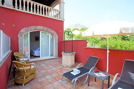 SINGLE SUPERIOR WITH BALCONY